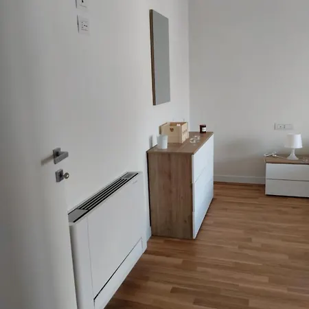 Gioja Apartment