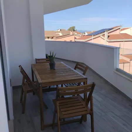 Gioja Apartment